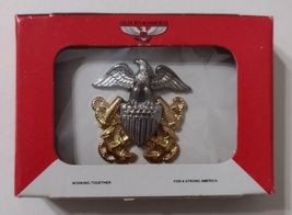 U.S. NAVYOFFICER CAP DEVICE (SMALL SIZE) NEW IN BOX :KY23-20 - $11.88
