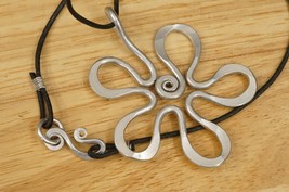 Modernist Costume Jewelry BOLD Aluminum Metal Abstract Flower Pendant Necklace - £22.70 GBP