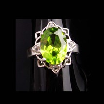 4CT peridot ring / Cocktail Ring / Vintage Sterling Silver ring /  Size 8 /  1st - £156.63 GBP