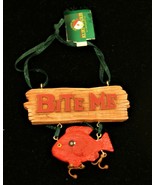 New Kurt Adler hand-painted resin &quot;Bite Me&quot; fishermen&#39;s Christmas ornament - £12.45 GBP