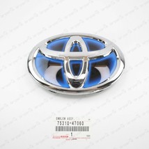 New Genuine OEM Toyota Front Grille Emblem 16-19 Prius 15-18 Avalon 7531... - £32.76 GBP