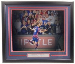 Christian Pulisic Signed Framed 16x20 USA Soccer Spotlight Photo Panini - £387.67 GBP