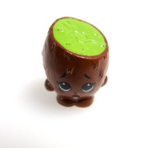 Shopkins Pee Wee Kiwi Light Green Fruit Covered Brown Fuzz Season Three - £3.98 GBP