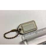 authentic Coach hang tag off white - $187.20 MXN