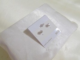 Department Store 3/16&quot; Silver Tone Simulated Diamond Stud Earrings Y313 - £6.04 GBP