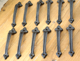 12 CAST IRON HANDLES RUSTIC DRAWER PULLS 6&quot; LONG HANDLE GRASP DOOR GATE ... - £26.37 GBP