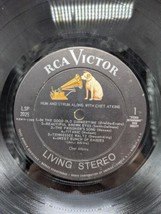 Humm And Strum Along Chet Atkins Vinyl Record - £7.82 GBP