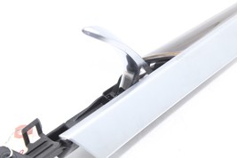 07-13 BMW X5 FRONT RIGHT PASSENGER SIDE DOOR HANDLE TRIM PANEL Q2817 image 7