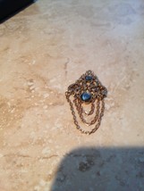 stunning stones & chains designed pendant  - $19.99