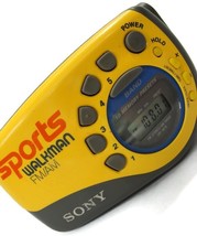 Sony Sports Walkman SRF-M78 Arm Band Yellow Portable FM/AM Radio Works Good - £15.90 GBP