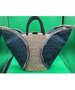 A Very Sweet Beautiful Aranaz X-Large Woven Tote Handbag - $138.60