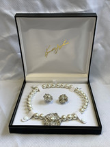 Vtg Kenneth Jay Lane Faux Pearl Crystal Necklace Earring Set Hand Knotte... - £102.35 GBP