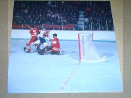 MONTREAL CANADIENS JACQUES LEMAIRE vs SOVIETS PINUP PHOTO - £1.55 GBP