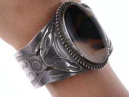 c1940&#39;s Native American Heavy stamped silver Agate cuff bracelet - £391.82 GBP