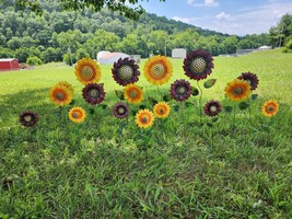 Set of 18 Yellow and Red Metal Sunflower Garden Stakes and Spinners New ... - $50.00