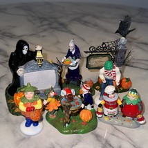 7pc LOT 2002-&#39;04 Department 56 Snow Village Halloween Campbells Sign Bob... - £39.84 GBP