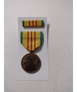 VIETNAM SERVICE  MEDAL FULL SIZE FROM PRIVATE COLLECTION CONSIGNMENT - $218.24 MXN