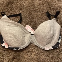 Victoria’s Secret PINK Wear Everywhere T Shirt Bra Lightly Lined Grey Floral 34D - £7.93 GBP