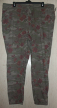 Nwt Womens Maurices Camouflage W/ Floral Jogger Knit Pant W/ Pockets Size 3X - £25.62 GBP