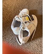 NICE RARE Women&#39;s Nurse Walking Shoe White Cobbie Cuddlers Premier sz 5 ... - $33.24