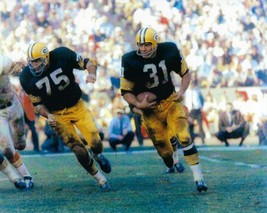 An item in the Sports Mem, Cards & Fan Shop category: JIM TAYLOR 8X10 PHOTO GREEN BAY PACKERS NFL FOOTBALL GAME ACTION