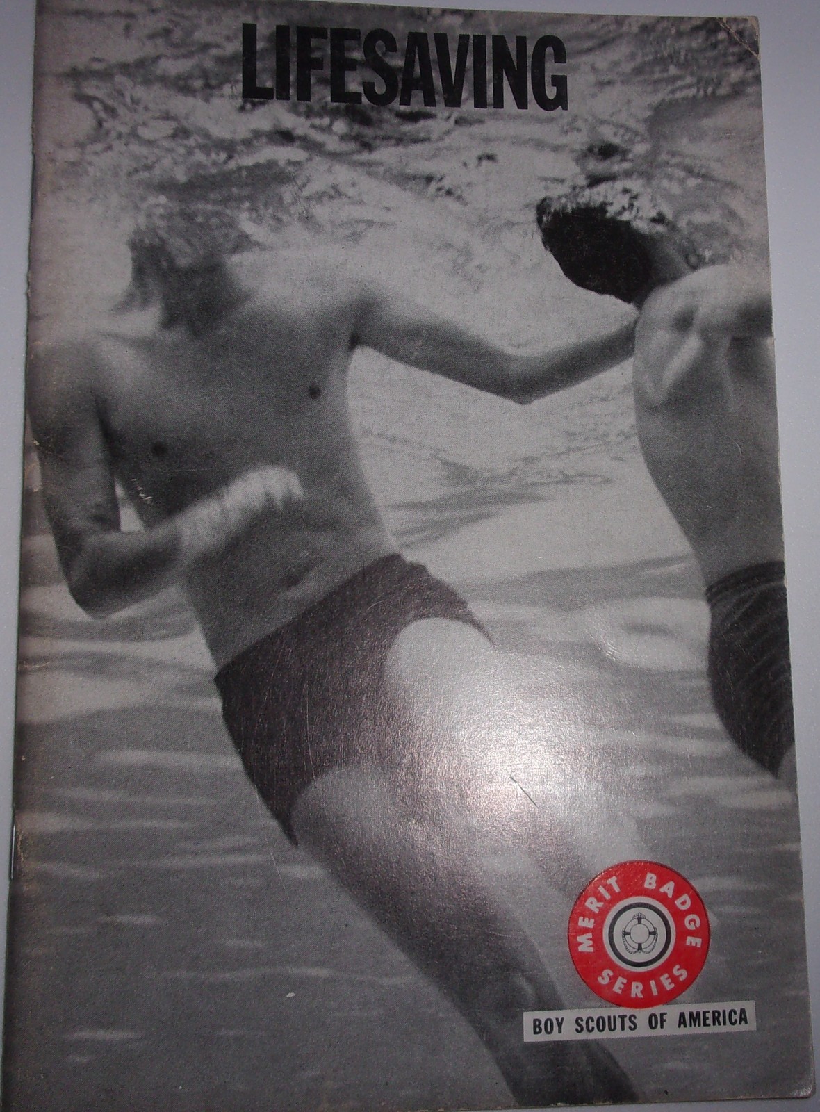 Vintage Boy Scouts Of America Merit Badge Series Lifesaving 1965 - $3.99