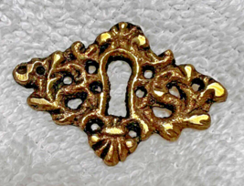 Old Keyhole Scrolls Detail Lock Cover Brass Colored 1 7/8 x 1 1/4 inch K... - $175.40 MXN