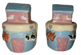 Noahs Ark with Animals Hand Painted Vintage Salt and Pepper Shakers - £7.71 GBP