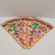 2 Vintage Deborah Mallow Veggie Party Pizza Slice Shaped Plastic Plates - £14.16 GBP