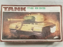 Vintage ME 835 Tin Toy Tank Batt Operated Made in China 1960&#39;s NOS - £41.00 GBP
