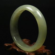 Hand Carved Serpentine Bangle, 59mm Diameter, 16mm wide, 8mm thick.  - £70.78 GBP