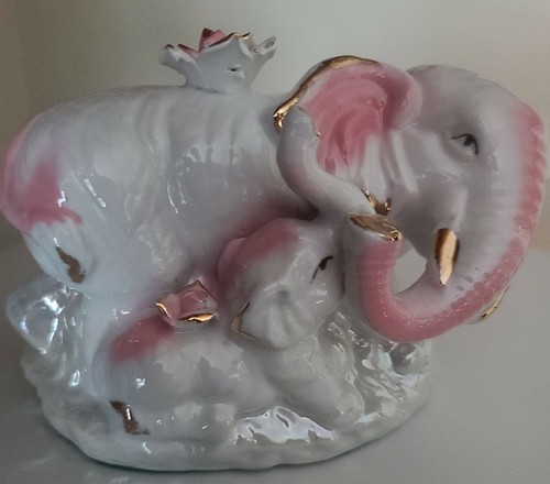 Glazed ~ Pearlized ~ Ceramic ~ Elephant Figure ~ 5" Tall x 7" Wide x 4" Deep Item image 5