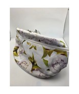 Hanae Mori Parfums Floral Train Case Cosmetic Bag - $337.22 MXN