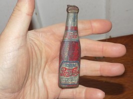 Vintage Pepsi Cola Metal Bottle Opener - $461.33 MXN