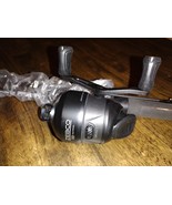 Zebco 33 Tactical Spincast Reel and 6&#39; - 2 Piece Fishing Rod Combo - €38,56 EUR