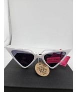 Betsey Johnson Sunglasses  Brand New Modern Cat Eye NWT - £21.38 GBP