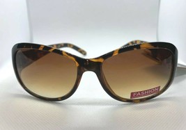 NWT Foster Grant Fashion Women&#39;s &quot;CONSERVATIVE” Sunglasses Brown Tortoise Shell - £7.90 GBP