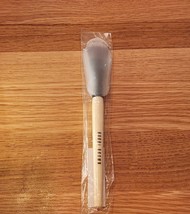 Bobbi Brown Foundation Brush - £13.89 GBP