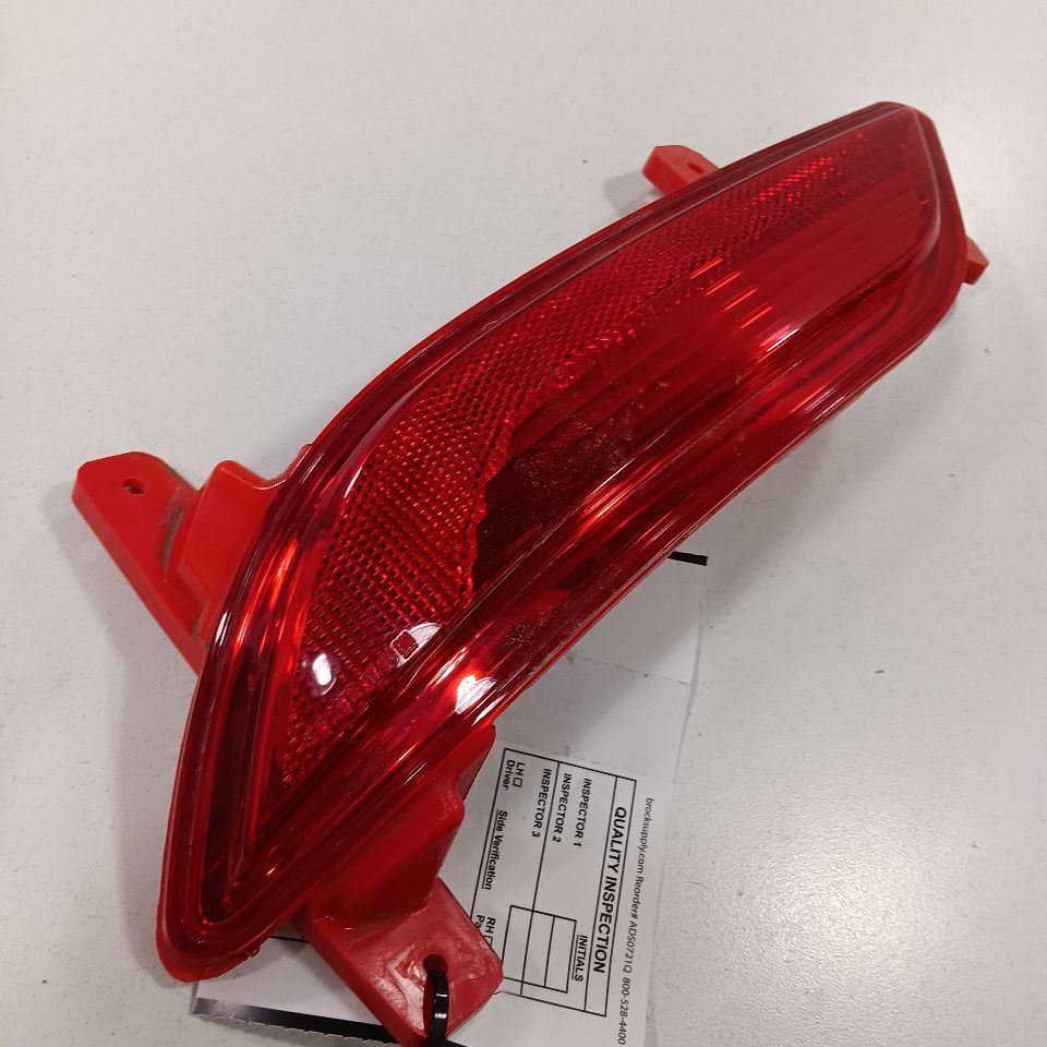 Buick Encore Left Rear Marker Light Lamp Reflector  2019 2018 2017 - $39.94