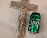 Vintage Inri Metal Cruz Crucifijo Ataúd Coffin Pared Percha 35.6cm Alto ... - $42.01