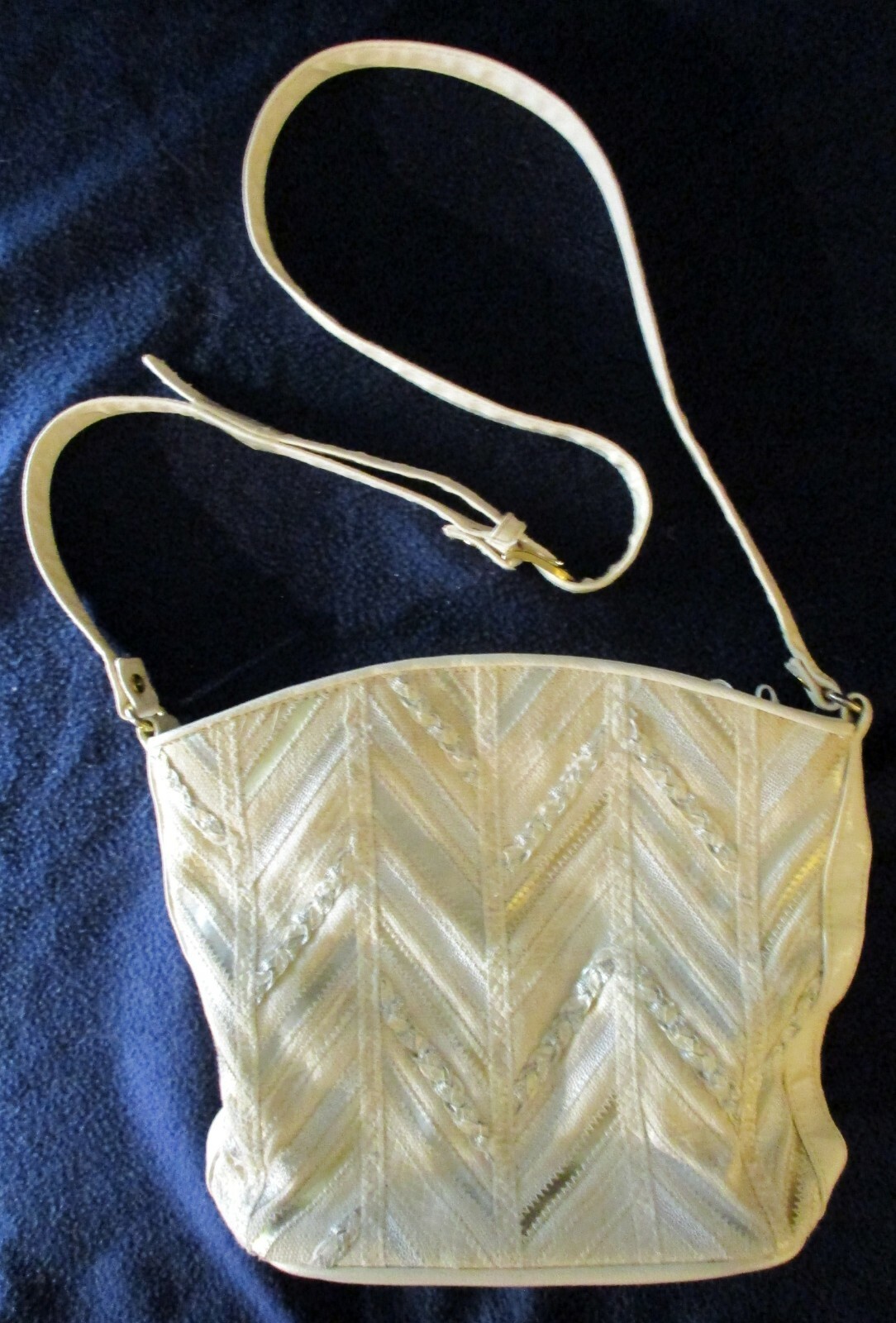 Lino Off White Woven Accent Shoulder Bag - $19.80
