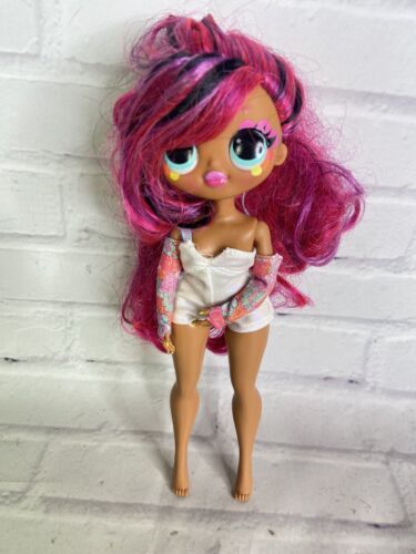 Primary image for LOL Surprise OMG Queens Miss Divine Fashion Doll With Outfit