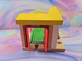 Item image 4
