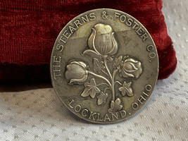 Vtg The Stearns &amp; Foster Co Lockland Ohio Token Coin World War 2 Nations Service - £55.35 GBP