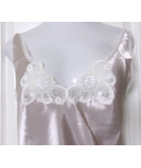Shadowline Rochelle Satin cami adjustable straps Style 22075 Size 1X Taupe - $656.41 MXN
