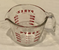 Vintage Pyrex 1 Measuring Cup Glass With Open Handle. Red Lettering. VGC! - £10.22 GBP