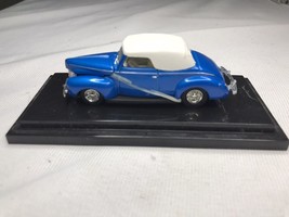 1998 Mattel Hot Wheels 1940 Ford in case - $9.99