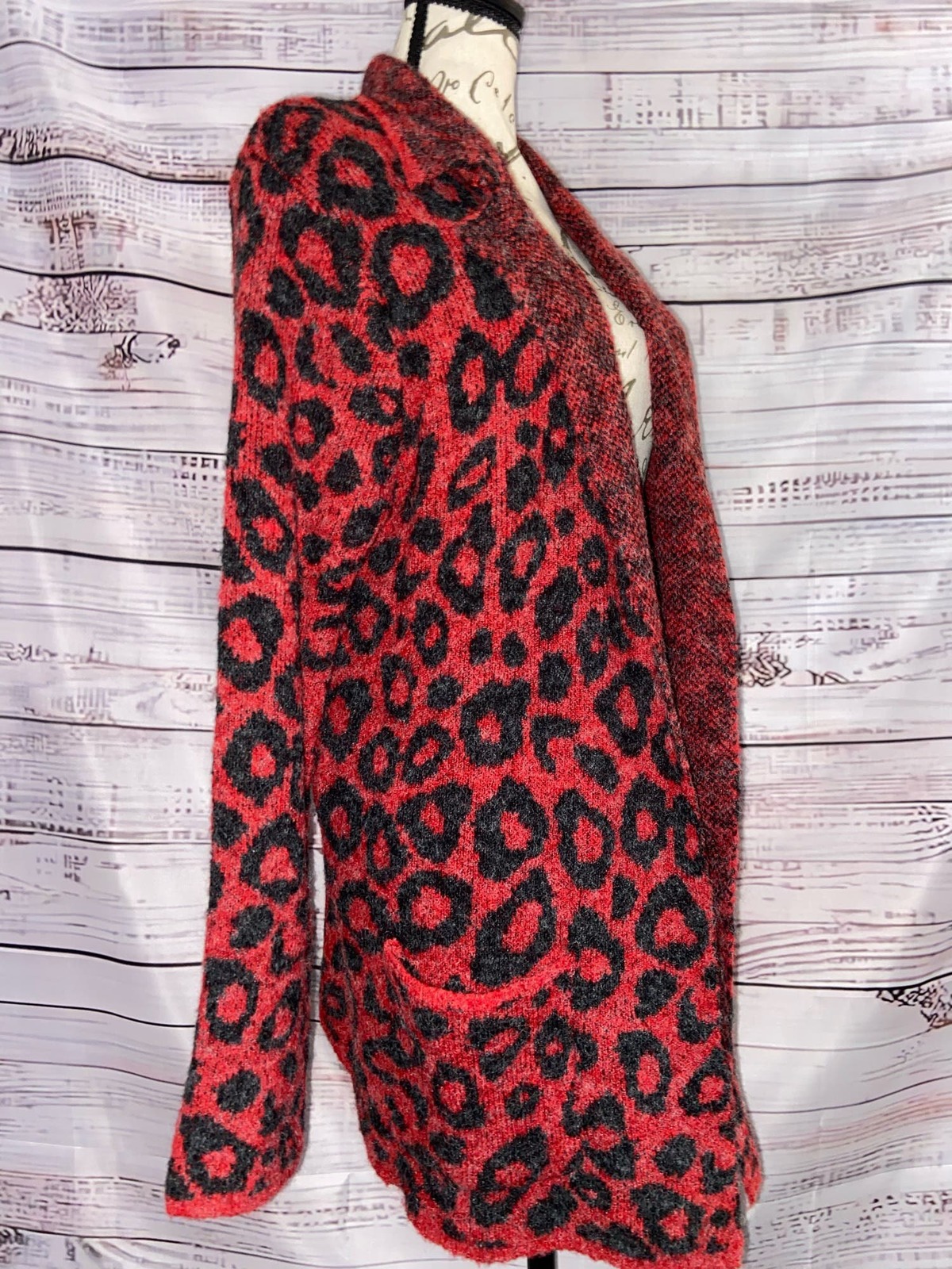 Primary image for Joseph A Open Front Leopard Cardigan Womens M Red Black Long Sleeve Fuzzy Pocket