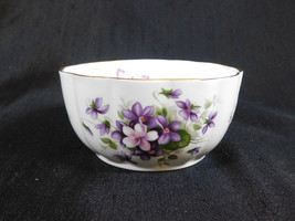 Aynsley 4 Inch Variety Bowl in Wild Violets # 23174 - £14.75 GBP