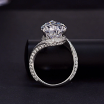 Anello di fidanzamento con alone nascosto con diamante VVS1/D da 3 ct e... - £84.65 GBP